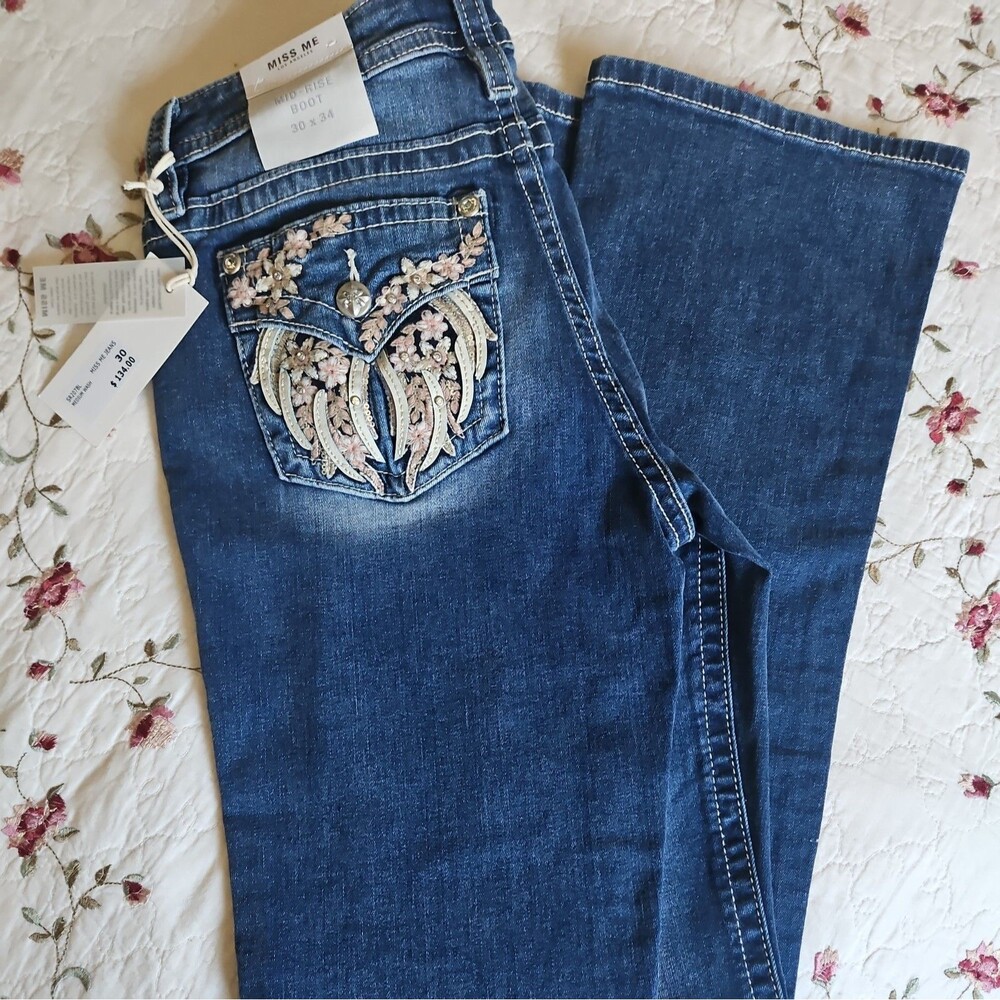 Miss Me Aleah Floral Dreaming Mid Rise Bootcut Stretch Jeans NWT